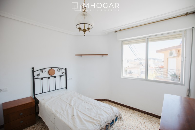 Jalón - Amplio apartamento con vista a un precio excelente!